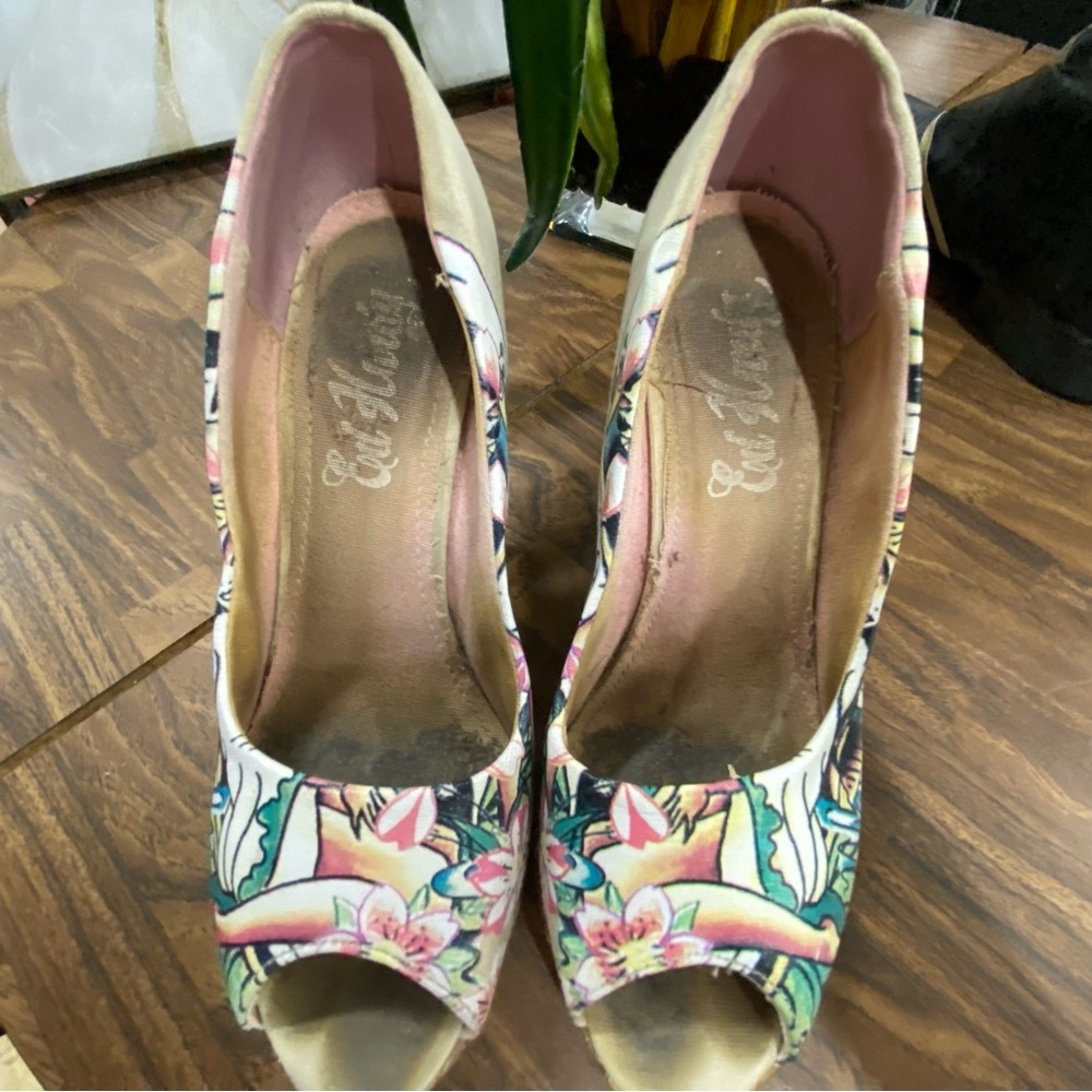 Ed Hardy Womens Skull Hibiscus Cork Wedge Heels Peep Toe Tattoo Print Size 8 - Picture 2 of 10